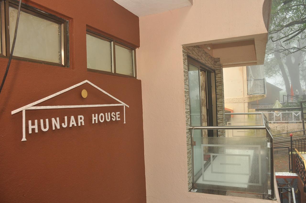 Hunjar House Hotel Panvel Exterior photo